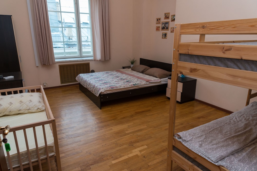 Ideal Mini Hotel - Hostel