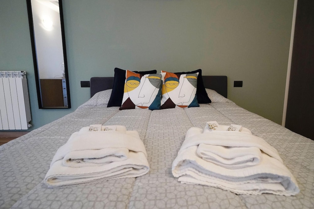 Candiani Building - Modern 2BR Apartment Steps From Bovisa Politecnico