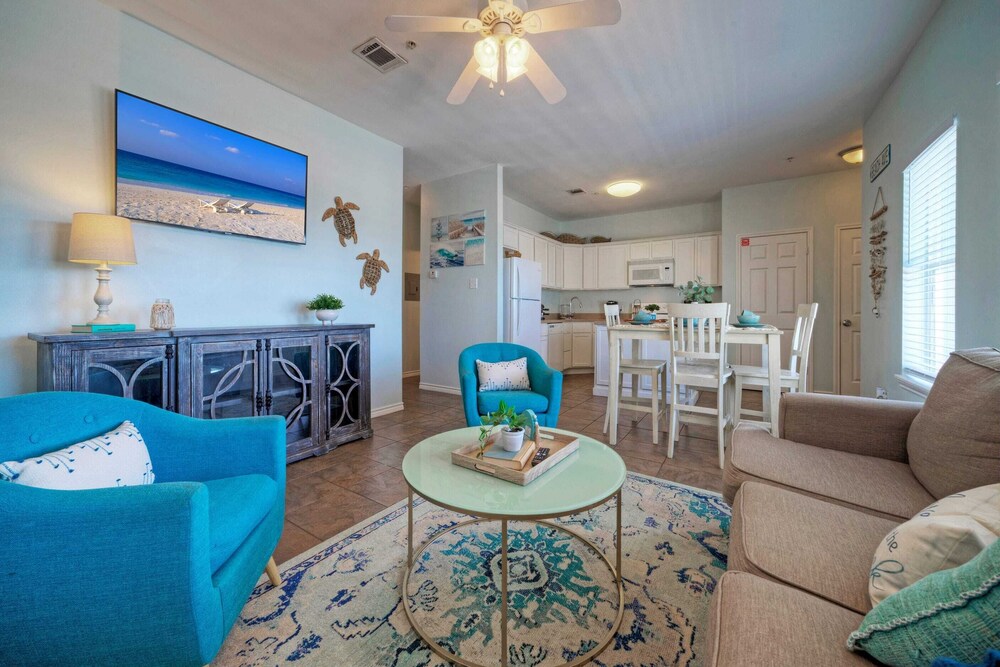 9 Costa Bahia Condos Sleeps 48 + Pool Minutes to the Beach