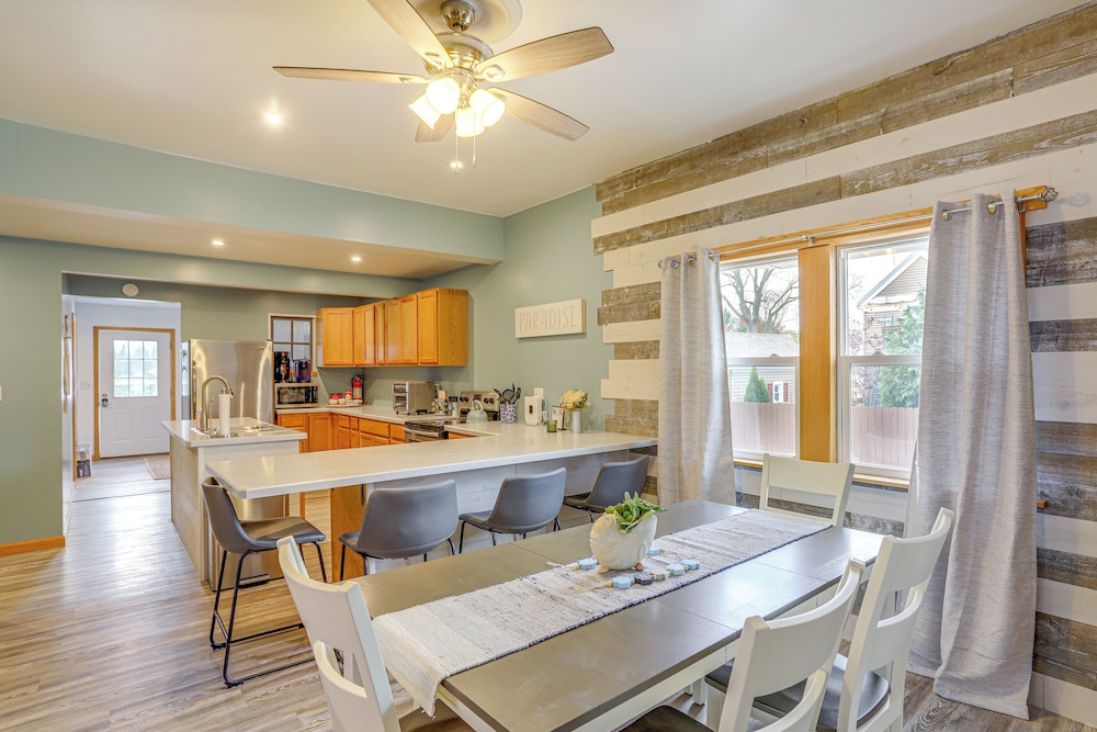 Walk to Beach: Home w/ Pool in Vermilion