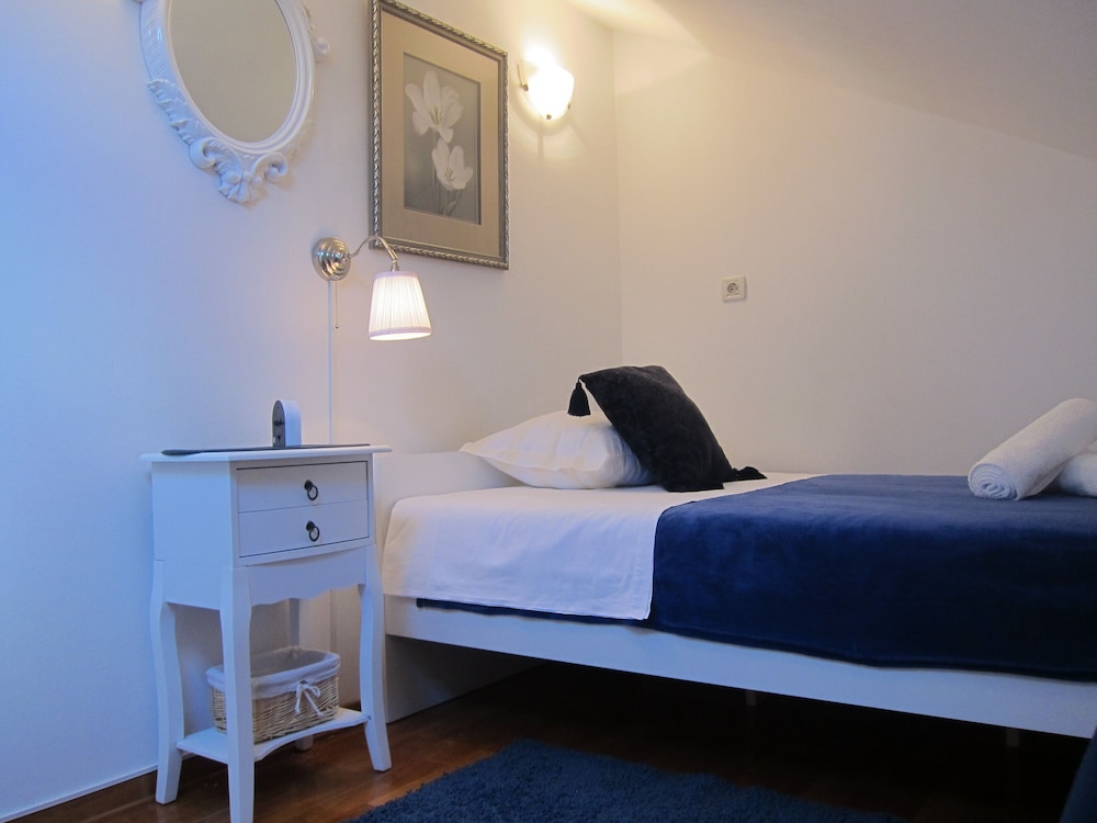 Cozy Stay Apartments