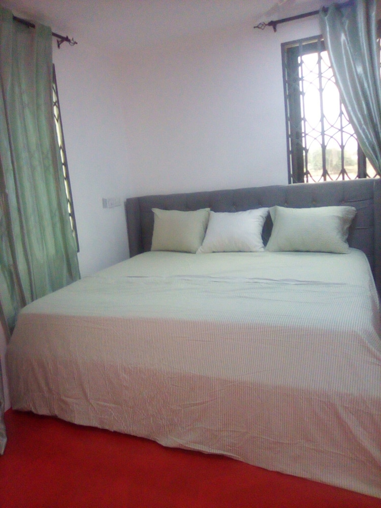 Regal Royal Suites