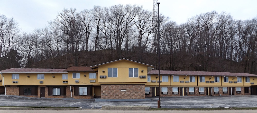 Manistee Hotel
