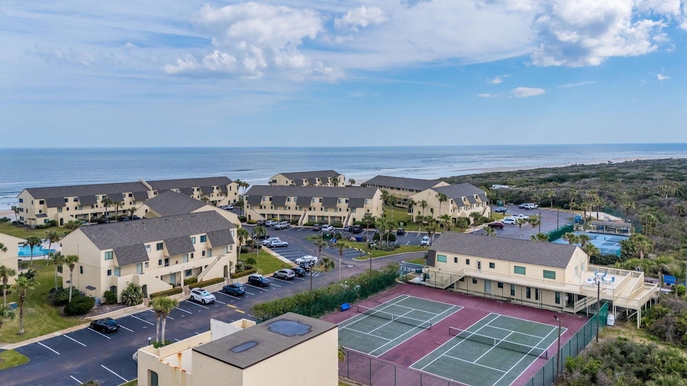 Blessed By The Sea Crescent Beach Activities 2 Bedroom Home