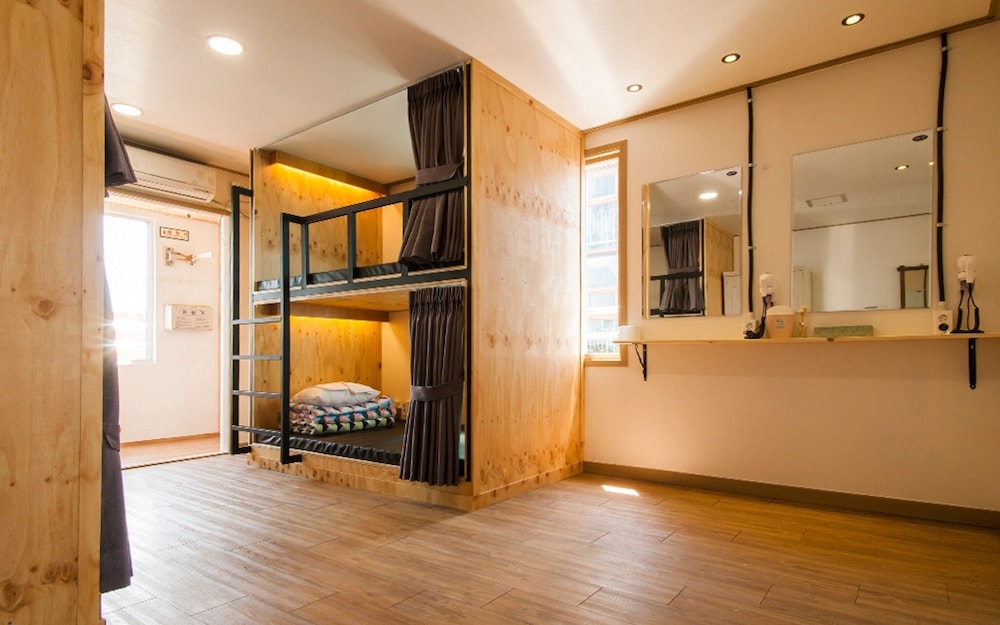 Jeju On the Stone Guest House 2 view 5