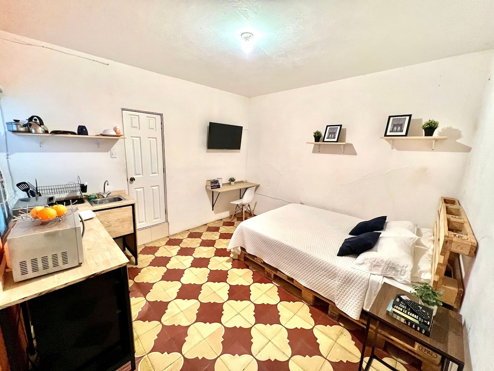 Hostal Urban