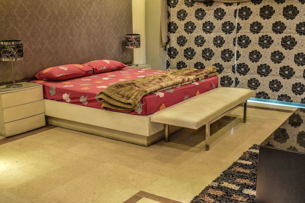 Lahore Home Stay