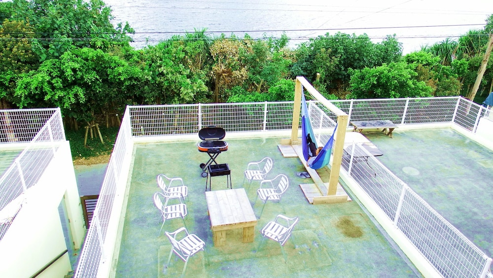 Sea Side Yaka