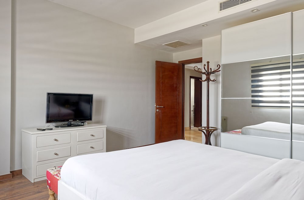 Vesta - Luxury Apt - 2Br - CFC XL
