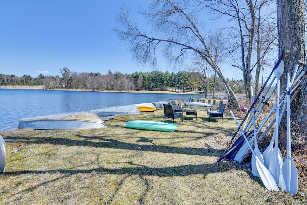 Shared Boat Launch: Lake Retreat in Ellenville!