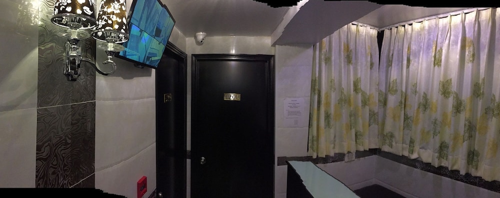 Skycity Hostel