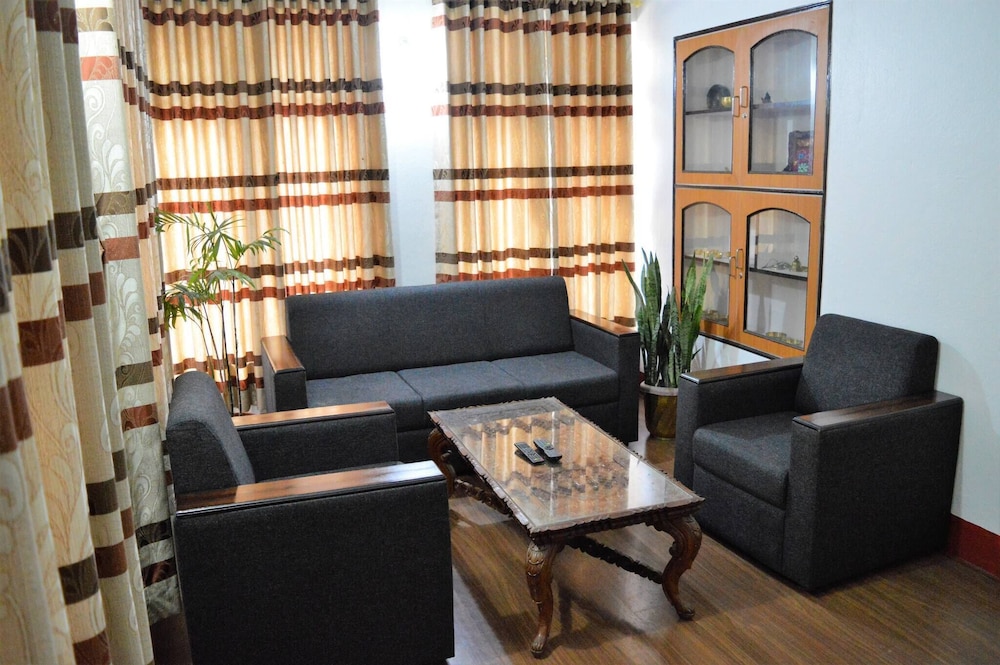 First Apartment 1bhk Thamel 5 min Walk 1st Floor