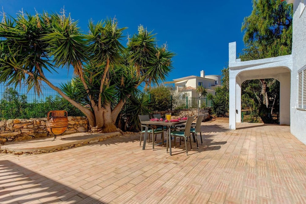 Villa Vale Verde 5 Bedroom Villa 10 min Walk to