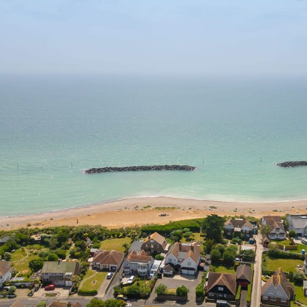 Sussex Seaside Home 200m to Beach
