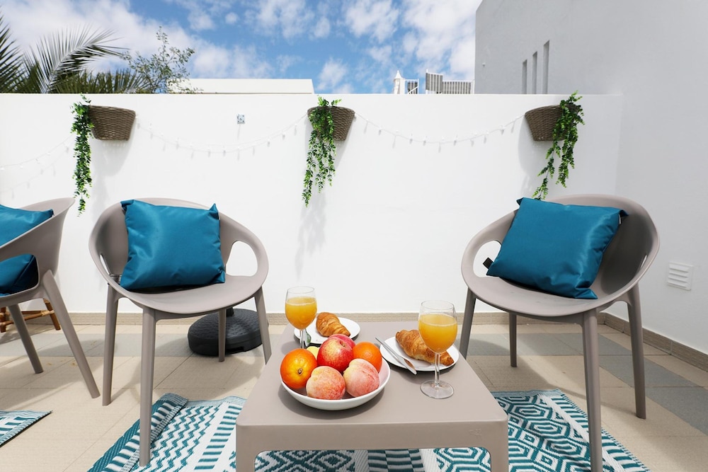 Z 03 - Bedroom 3 in Gil Vicente Guest Rooms
