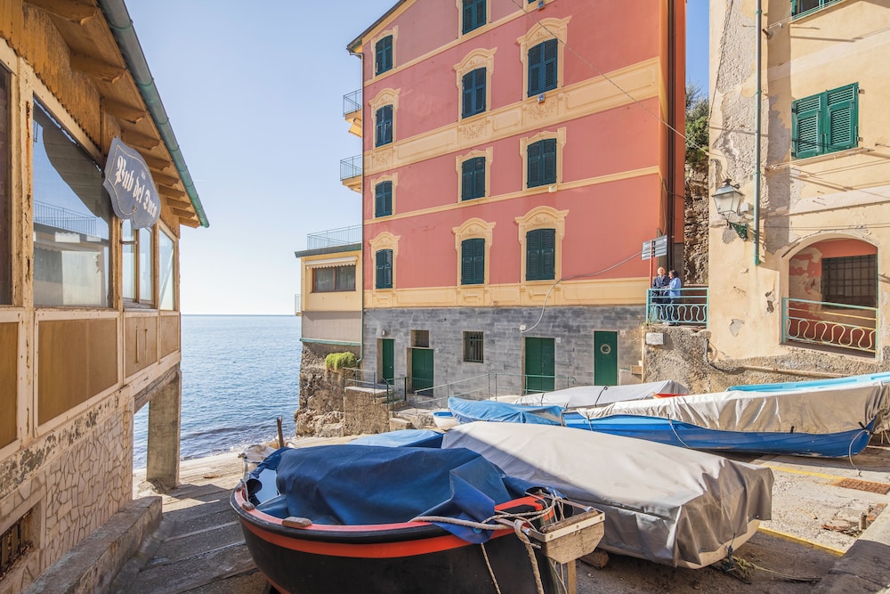 Green Home Seaside Parking Wifi Ac Genova