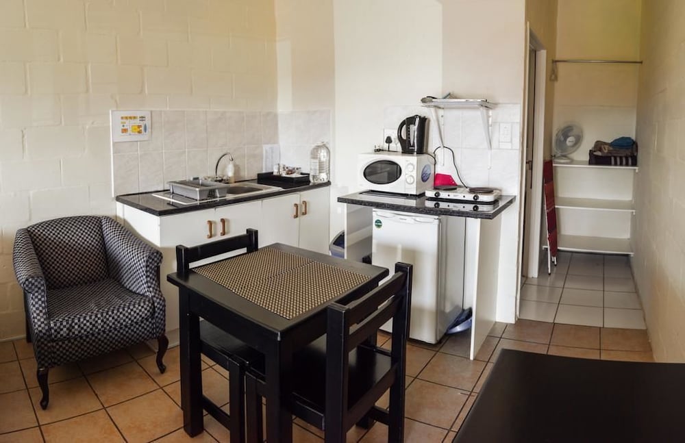 Kingfisher Hollow Exclusive Guest House