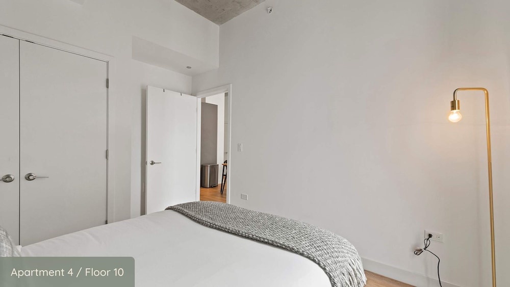 The Ultimate Lincoln Park Group Getaway