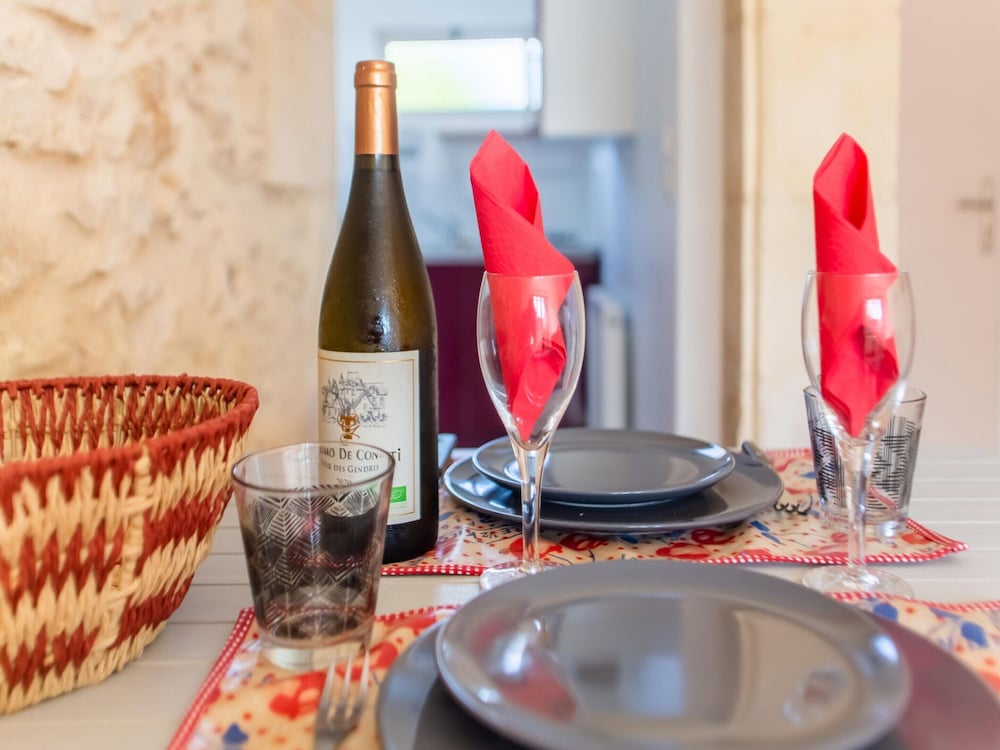 Cosy Holiday Home in Bergerac With Terrace