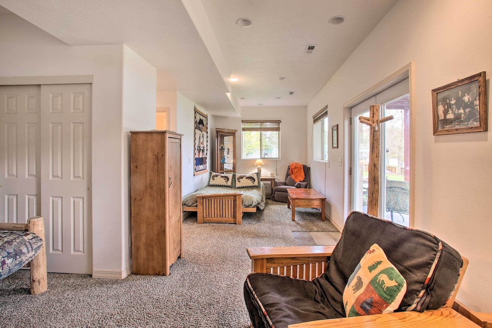 Winter/summer Twin Lakes Retreat Near Skiing! view 2