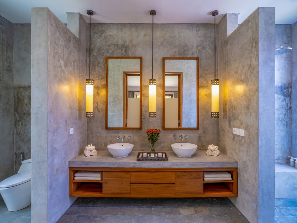 Mandalay Villas