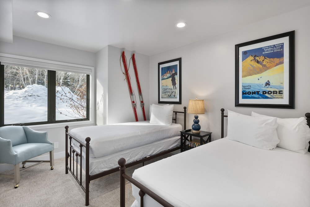 105 - Three Bedroom with Spa Ridgepoint 3 Condo