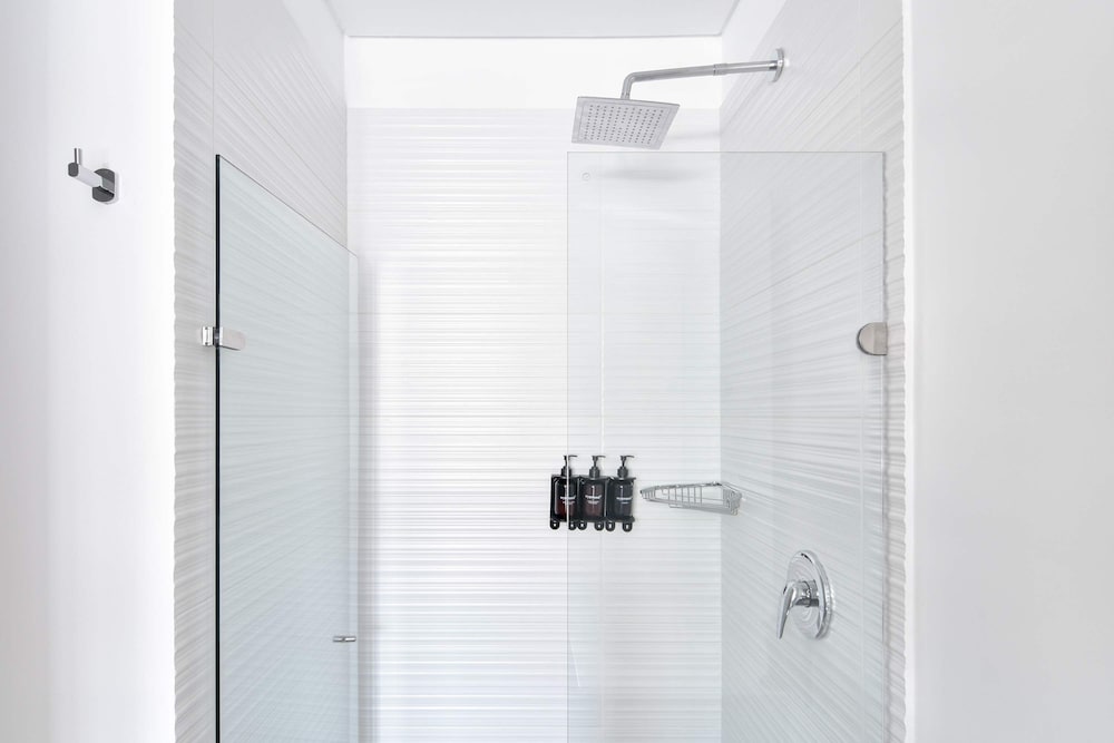 W Amazing 1BR w Beautiful View in Virrey