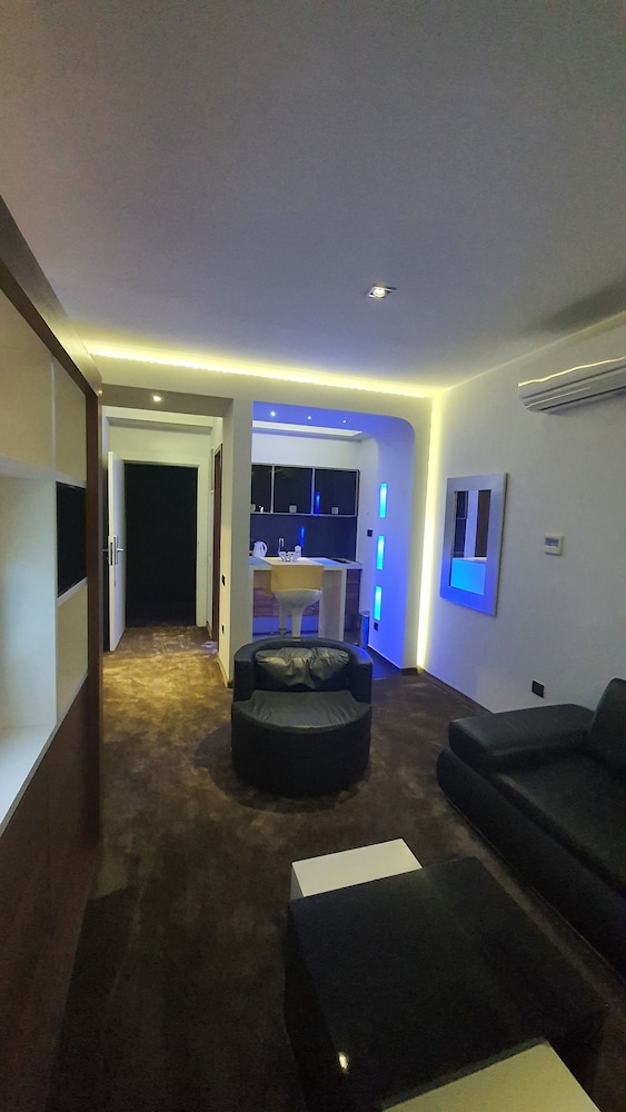 Apartments M Palace