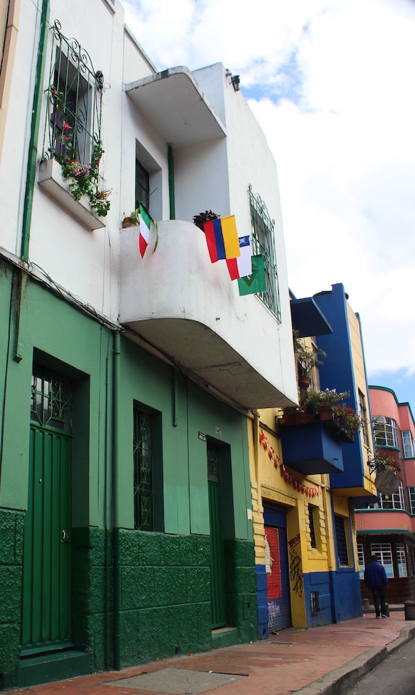 Local Hostel - Property Image 3