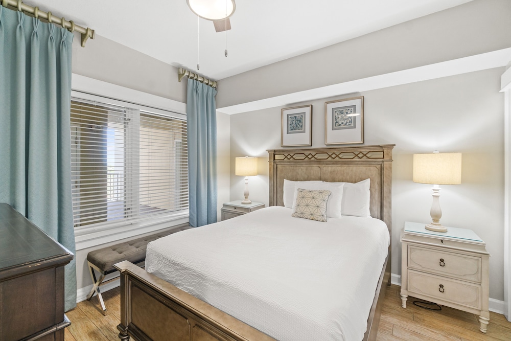 Grand Panama Beach Resort by Panhandle Getaways