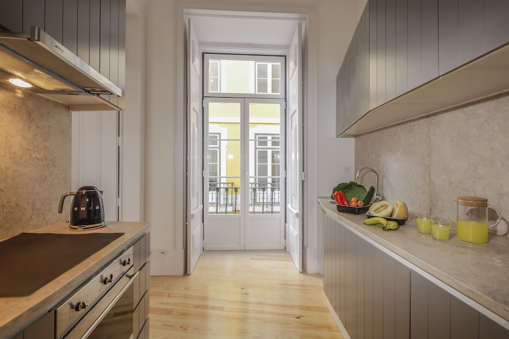 Baixa Apartments by linc