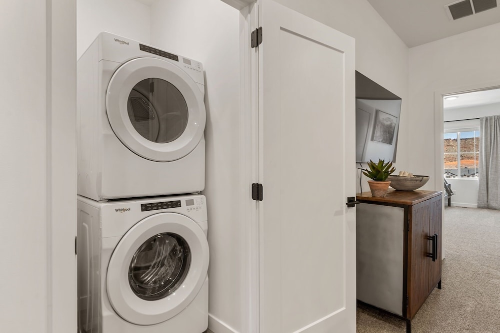 Ripple Retreat 4 Bedroom Townhouse