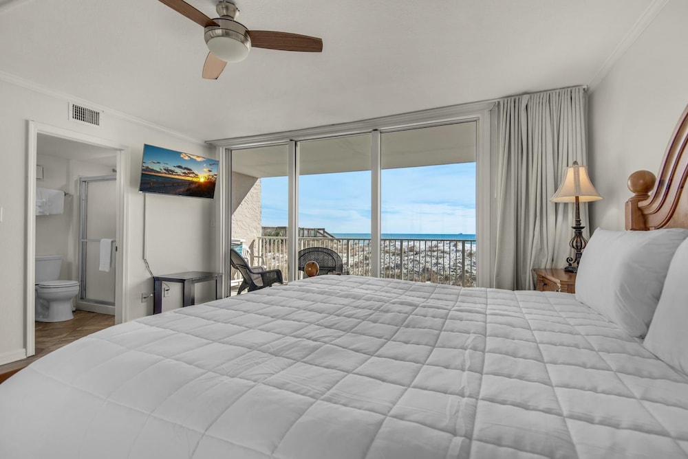 Starboard Village 411