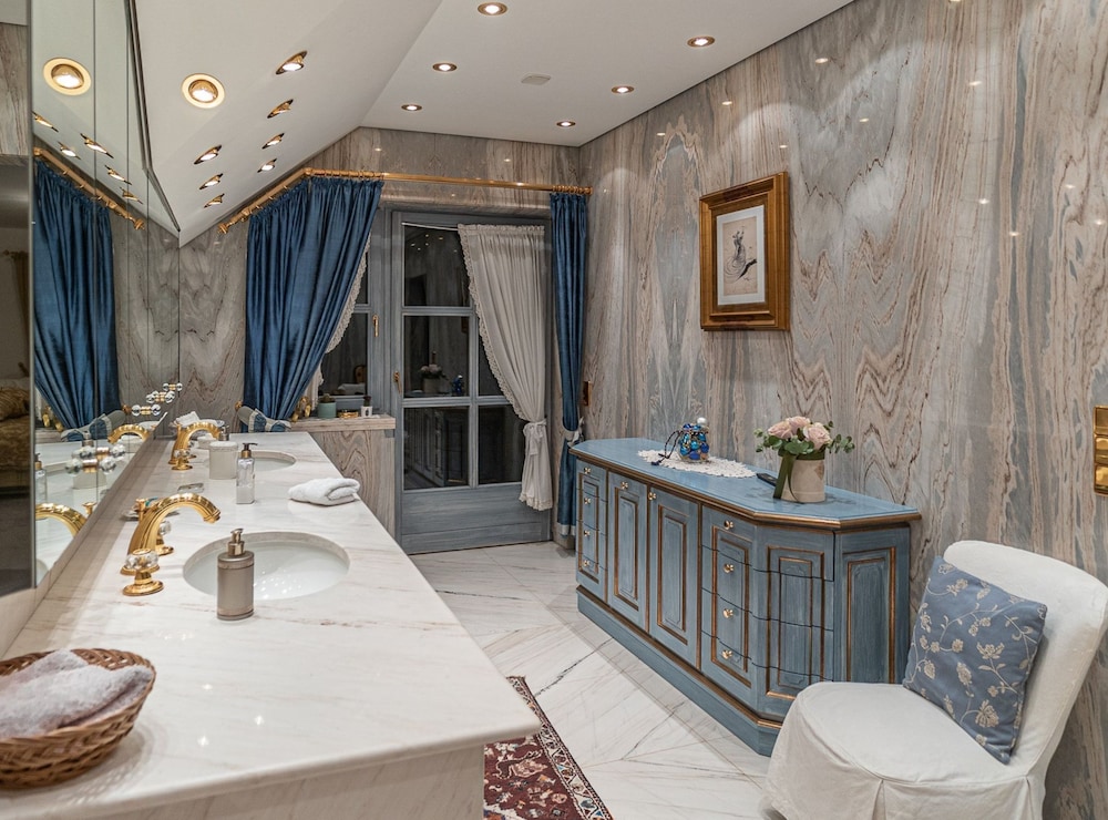 Bad Kleinkirchheim Lush and Spacious Villa With Indoor Pool and Wellness