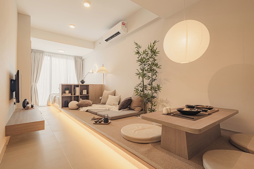 NaiBnB @ The Colony by Infinitum