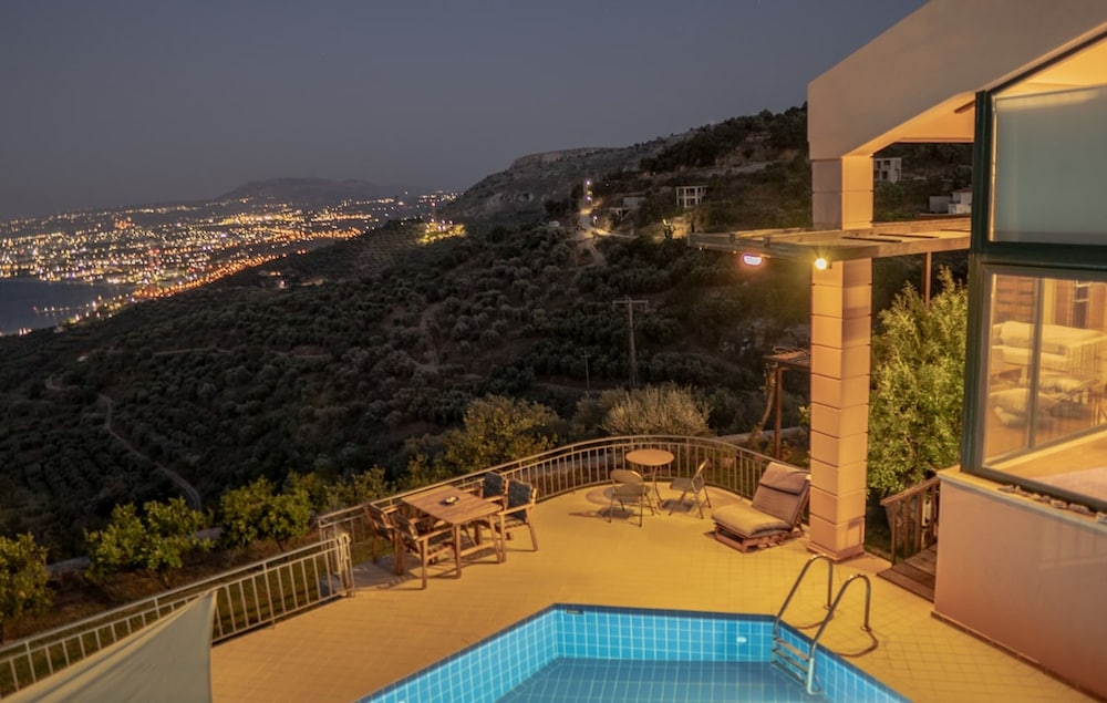Villa Evakri With Private Swimming Pool BBQ