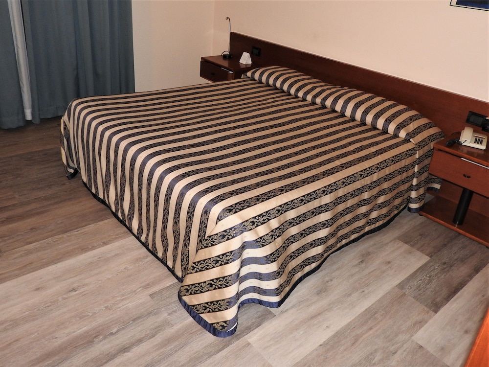 Hotel Centrale view 4