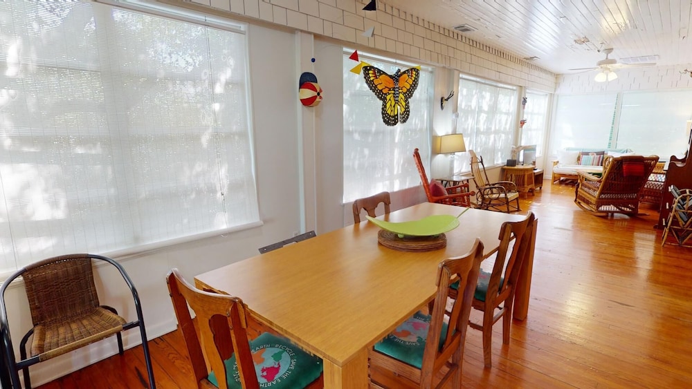 Lollipop II by Tybee Vacation Rentals