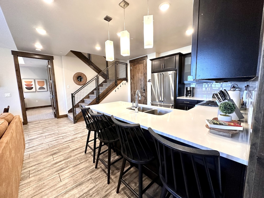 Park City Ski Resort Gems - Stunning Vacation Lodging