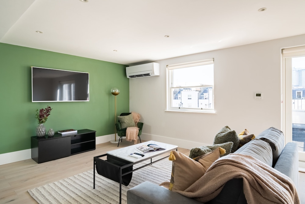 South Kensington Apartments