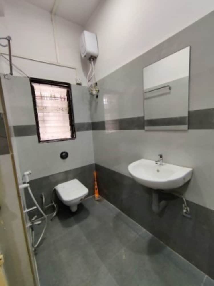 Hotel Medanta Inn