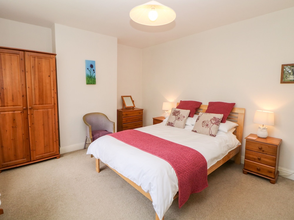 Hope Valley Vacations - Loose Hill Lea - Property Image 2