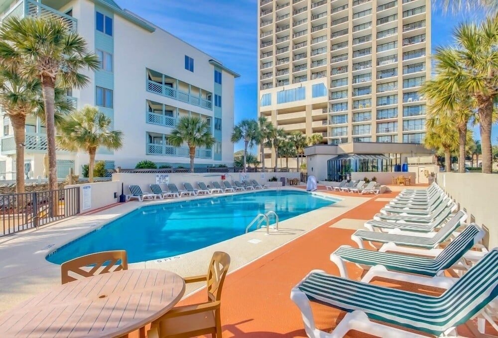 Ocean Forest Plaza Unit 1713 1 Bedroom Condo