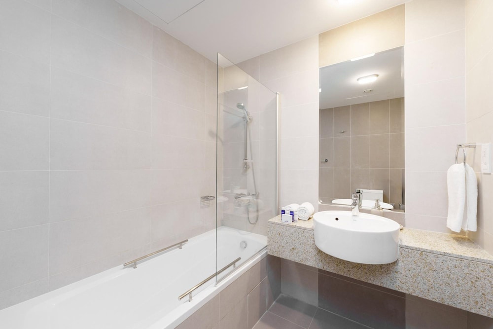 Elegant Panoramic Sea View Apt on Al Reem Island