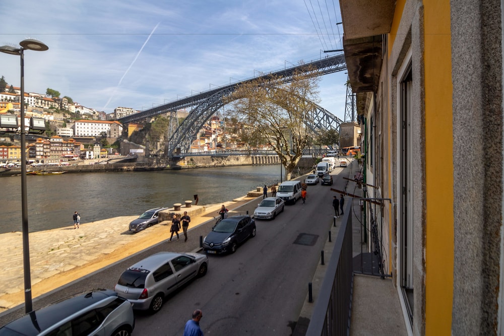 YOUROPO - Ribeira Gaia