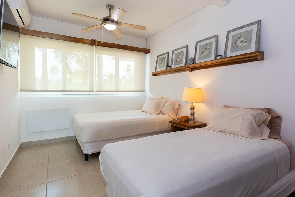 The Golf Oasis Villa by Acomodo