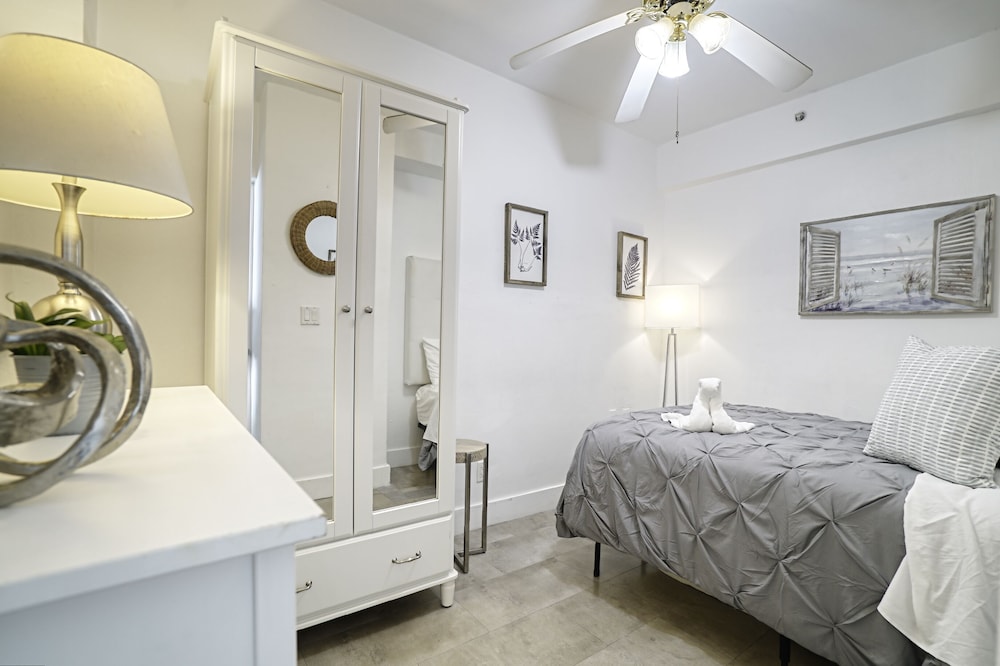 Private Apartments at the Casablanca
