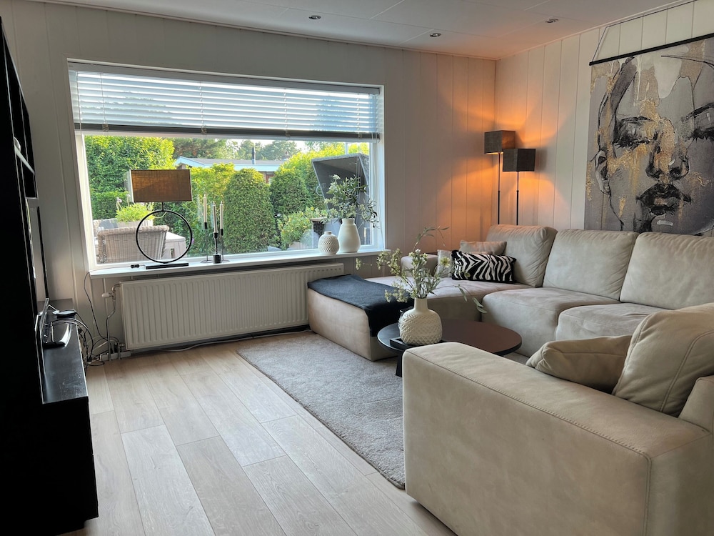 Countryside View Bungalow Near Dunes