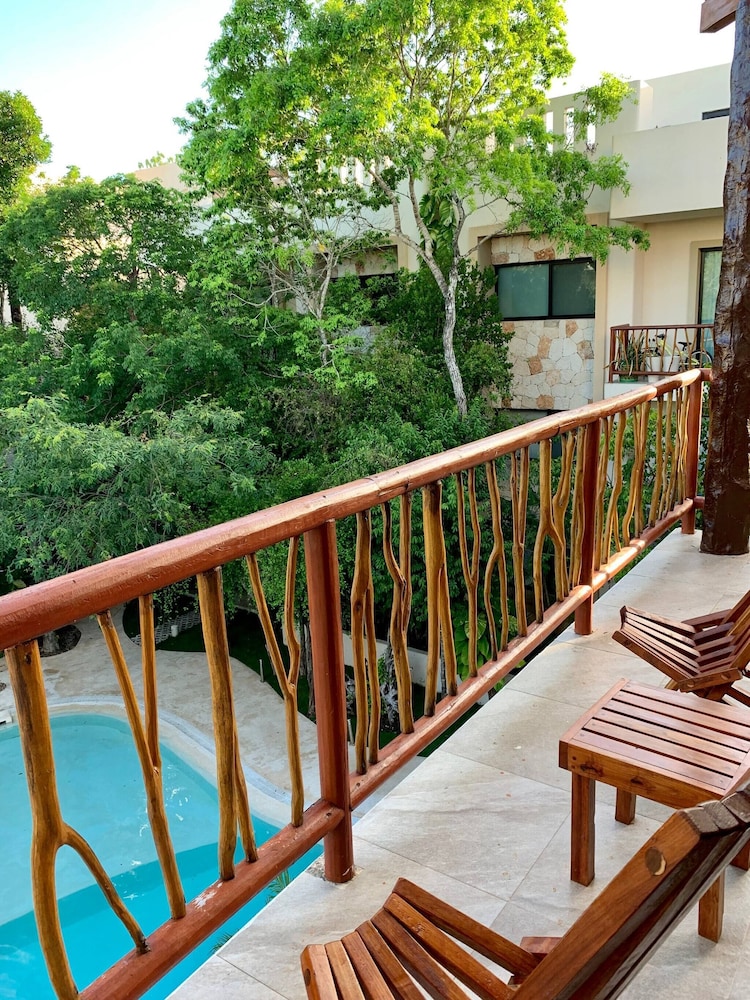 Sleeps 4-6-amazing 2 Bedroom Ph With Bbq & Jacuzzi