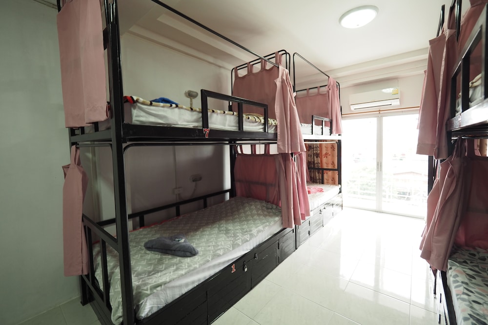 Arisa Hostel